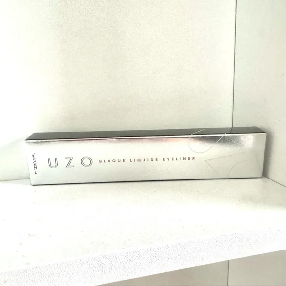 UZO Beauty Blaque Liquide Eyeliner NEW - Picture 3 of 4